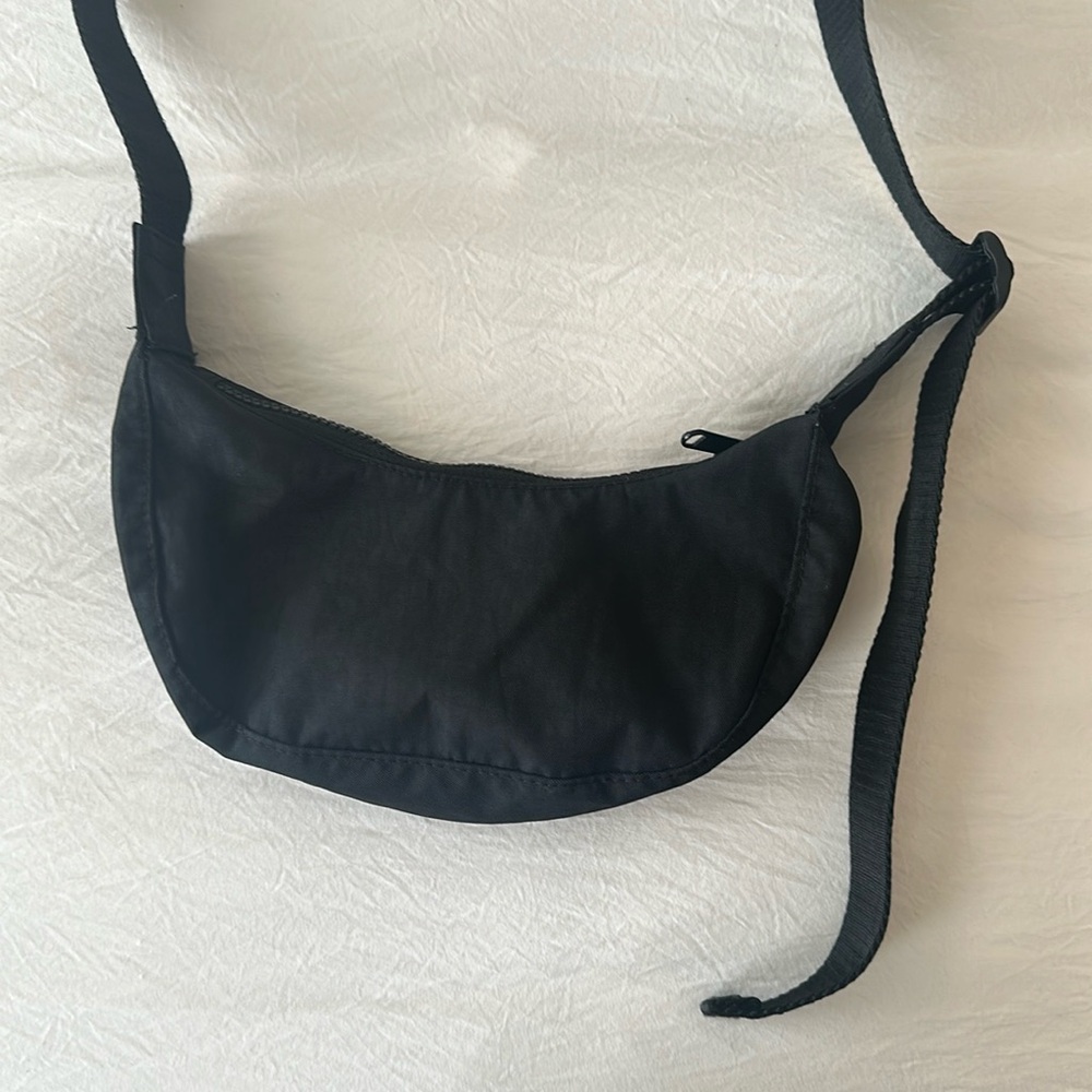Mini Baggu Crescent Bag